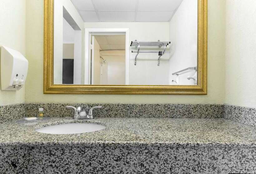 ホテル Days Inn By Wyndham Tonawanda/buffalo