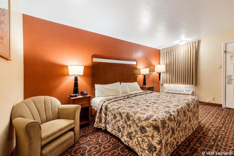 هتل Econo Lodge Jasper