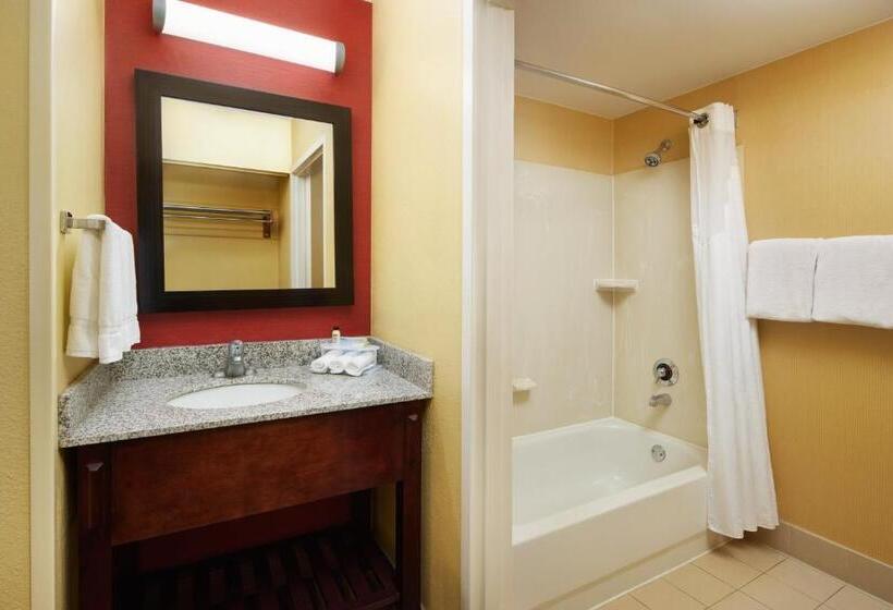 호텔 Holiday Inn Express Tifton, An Ihg
