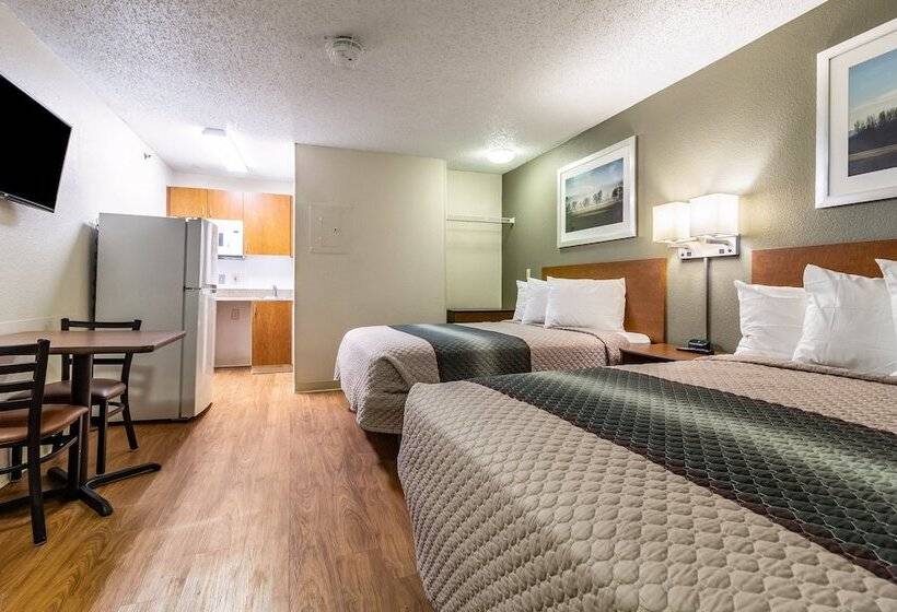 בית מלון כפרי Hometowne Studios By Red Roof Houston   Northwest