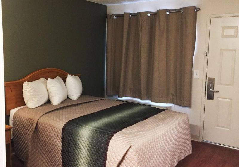 בית מלון כפרי Hometowne Studios By Red Roof Houston   Northwest