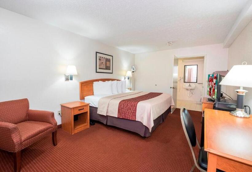 هتل Red Roof Inn Columbus Northeast  Westerville