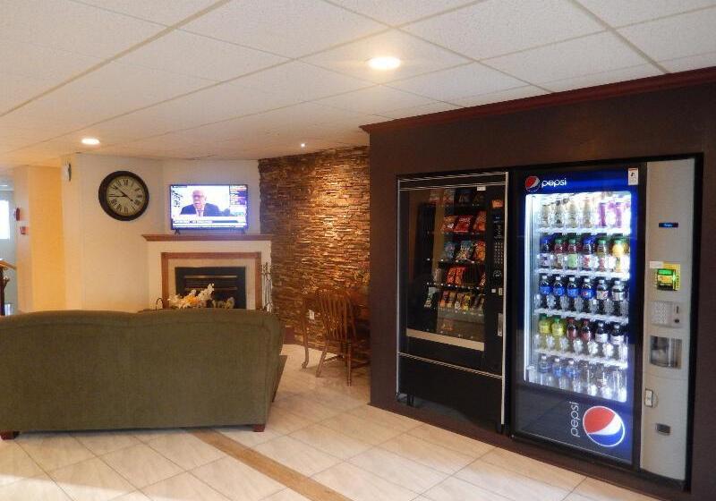 בית מלון כפרי Red Roof Inn Harrisonburg  University Area