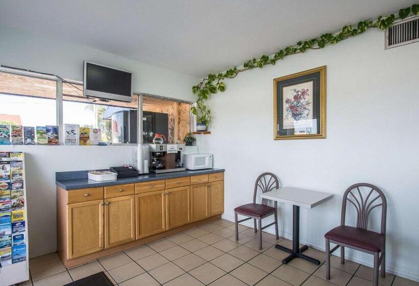 فندق Rodeway Inn Fort Pierce I95