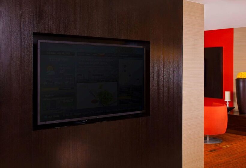 هتل Sonesta Select Birmingham Colonnade