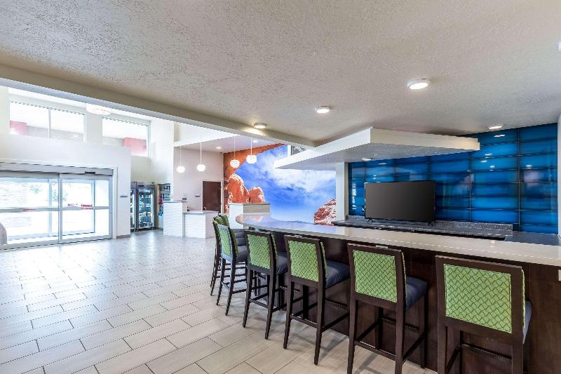 هتل Wingate By Wyndham Cedar City