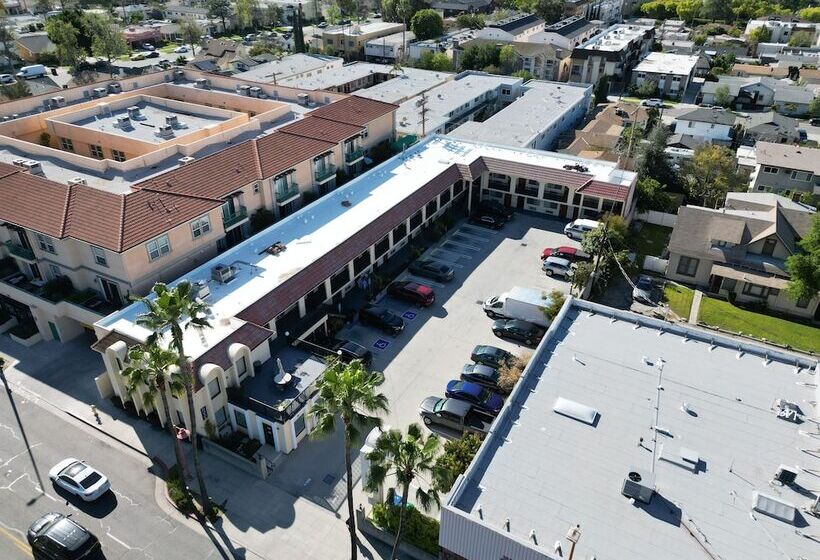 فندق على الطريق Chariot Inn Glendale   Pasadena