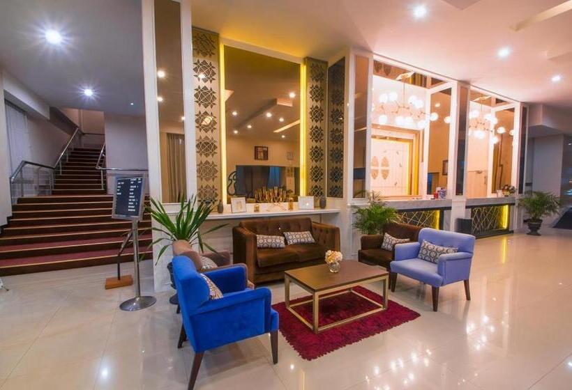 Daima Hotel Padang