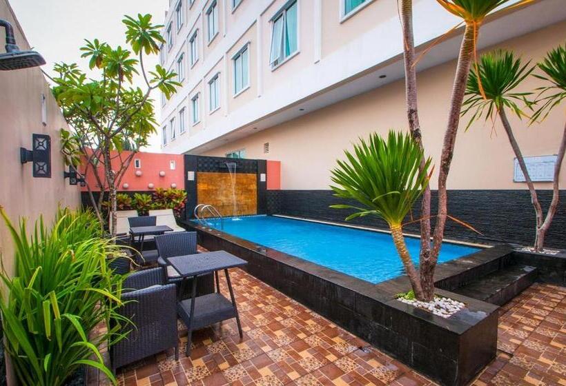 Daima Hotel Padang