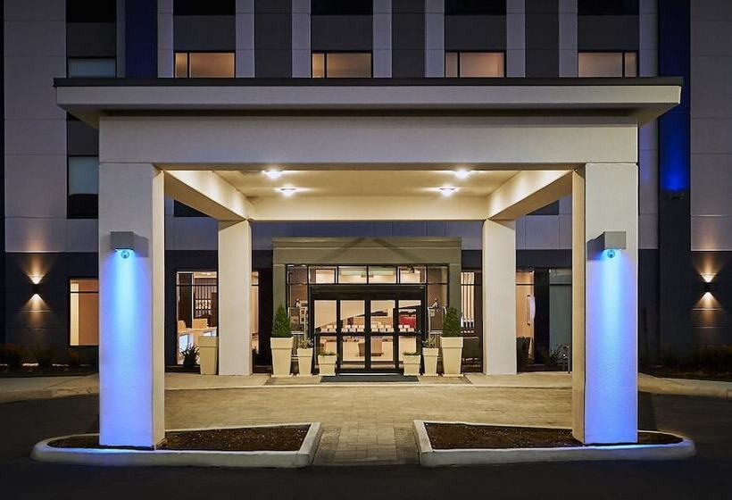 هتل Holiday Inn Express   Sarnia   Point Edward, An Ihg