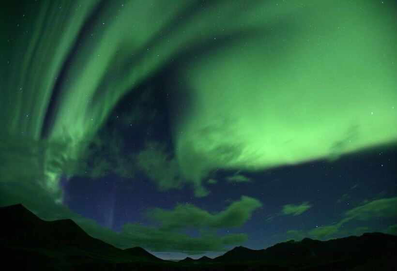 فندق Raven Inn Whitehorse