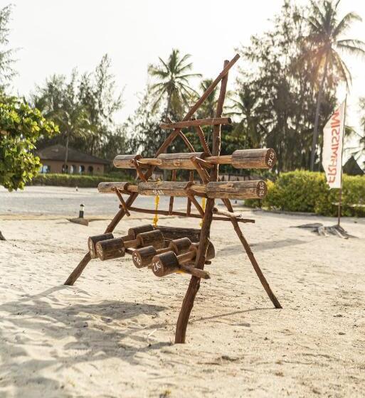 בית מלון כפרי Vrclub Paje Palms Beach Resort