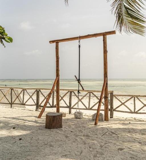 בית מלון כפרי Vrclub Paje Palms Beach Resort