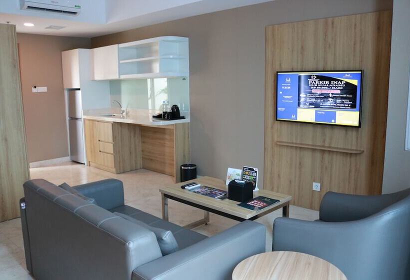 Wing Hotel Kualanamu Airport