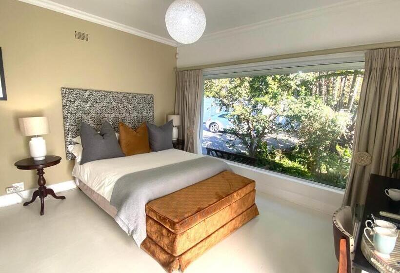 پانسیون 182 Old Transkei Road