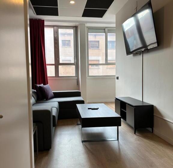 Aparthotel Montcada