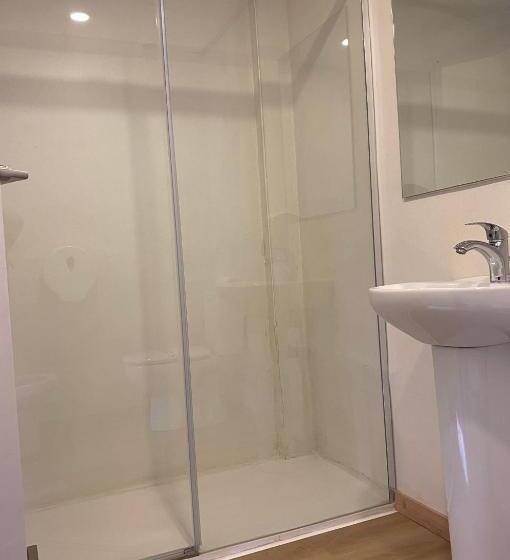 Aparthotel Montcada