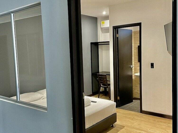 בית מלון כפרי Zugi Inn