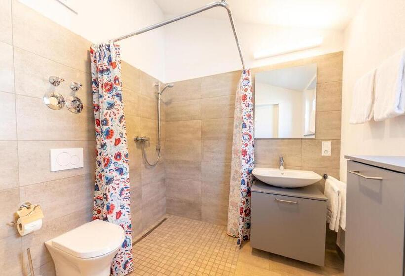 Пансион Braviscasa   Ferienresidenz Bärenhof Titisee