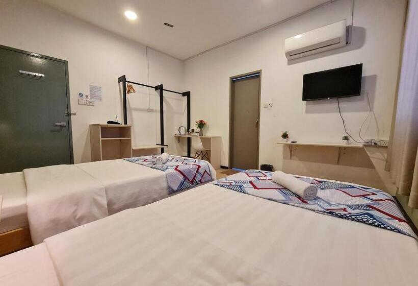هاستل Treeline Urban Inn