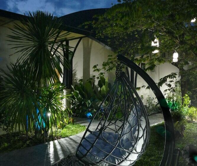 هتل Sanjana Resort And Spa