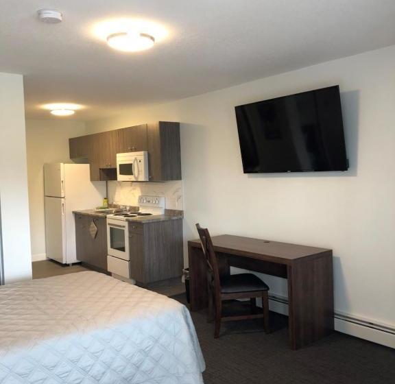 فندق Onoway Inn And Suites