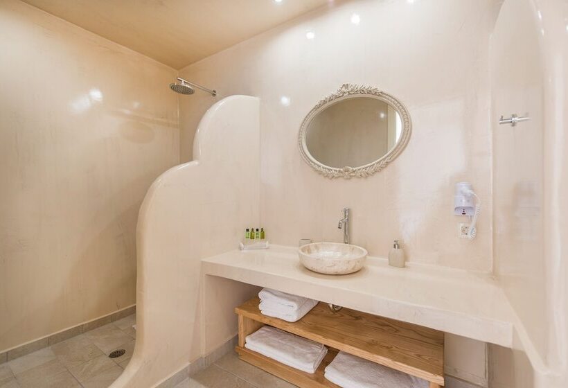Perla Nera Suites