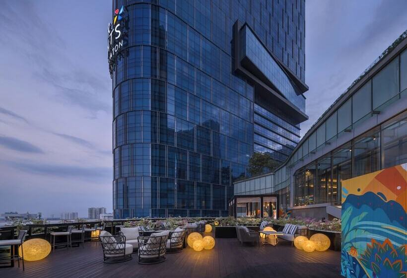 هتل Four Points By Sheraton Surabaya, Pakuwon Indah