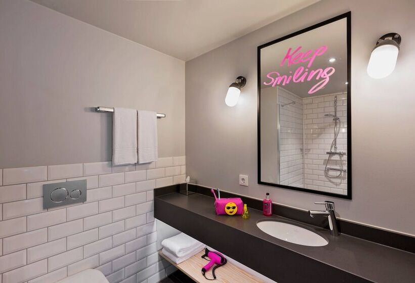 בית מלון כפרי Moxy Munich Ostbahnhof