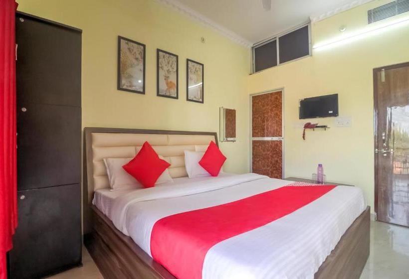 ホテル Spot On 49182  The Royal King Spot