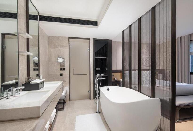 فندق Hualuxe Xi An Tanghua, An Ihg