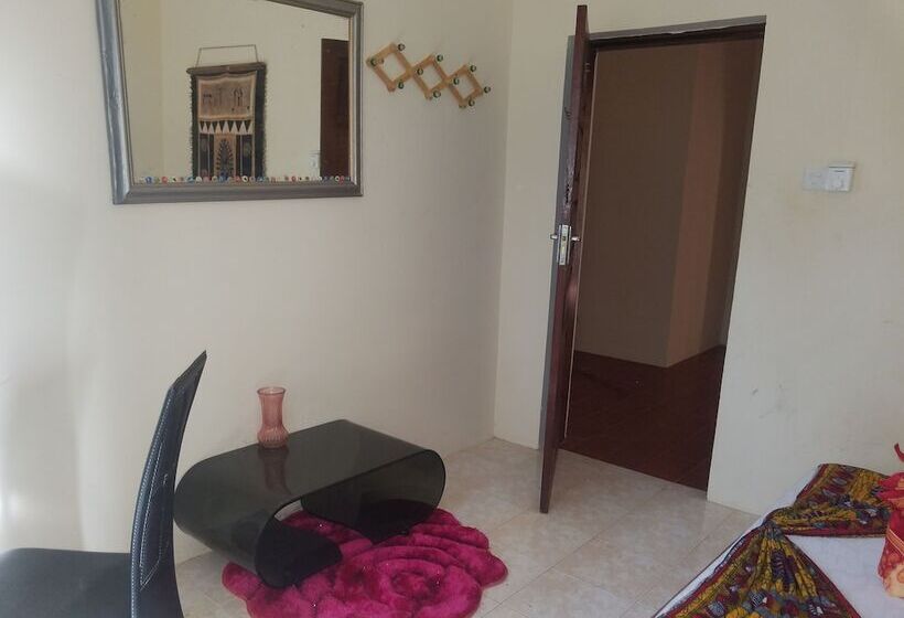 ペンション Bwejuu Beach Palm Villa