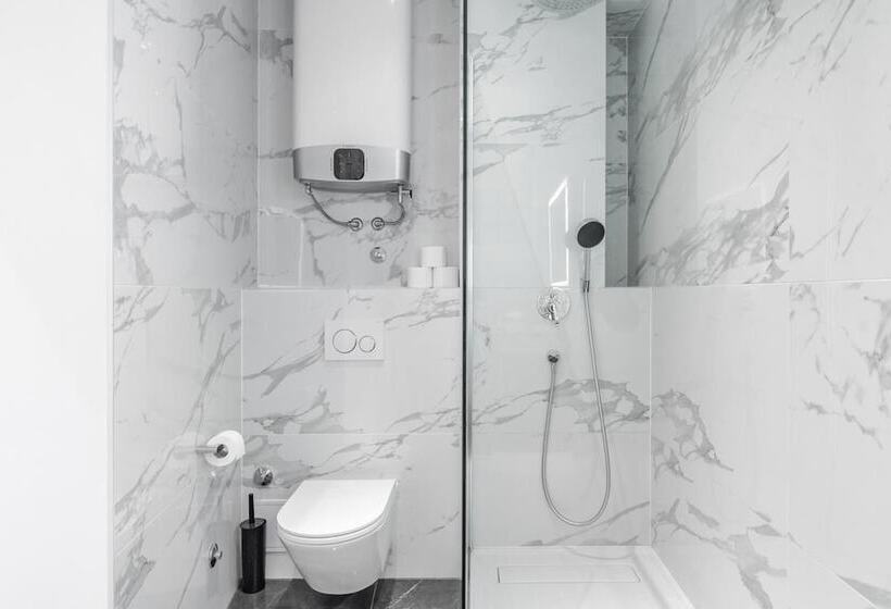 پانسیون Luxury Rooms Paula