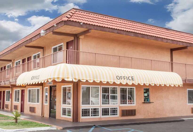 ホテル Days Inn By Wyndham Barstow