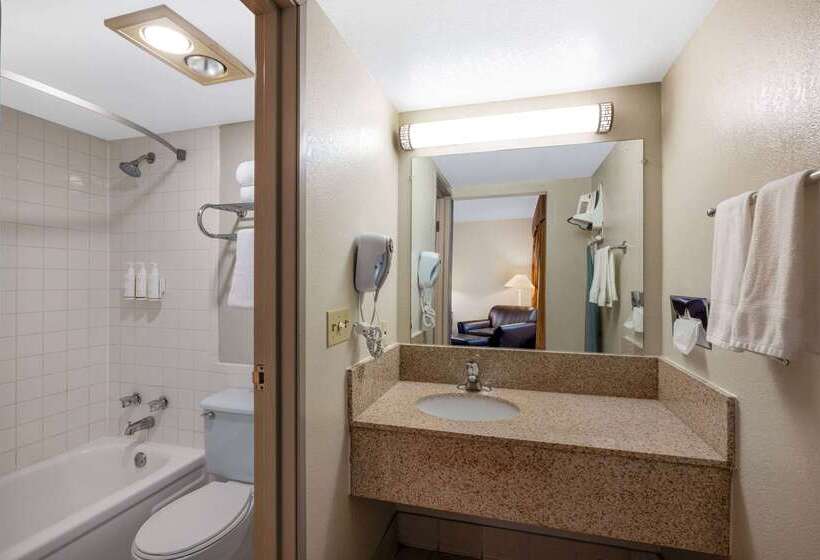 Отель Days Inn By Wyndham Casper