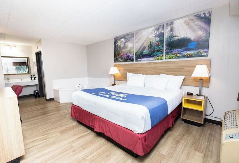 هتل Days Inn By Wyndham Dayton Huber Heights Northeast