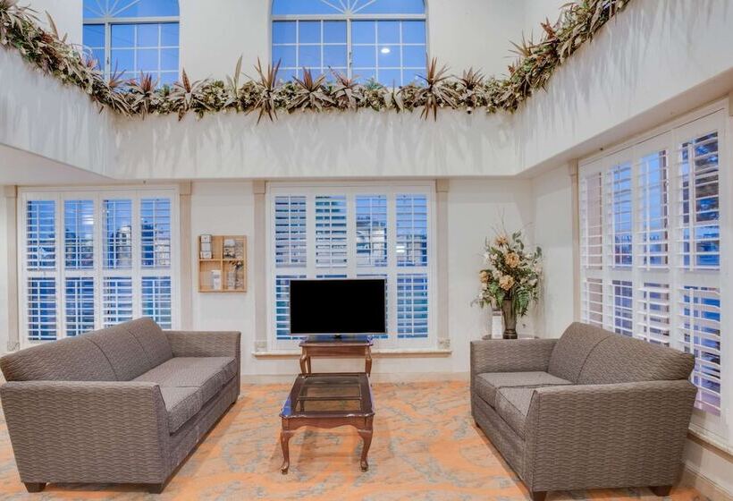 בית מלון כפרי Days Inn By Wyndham Fort Stockton