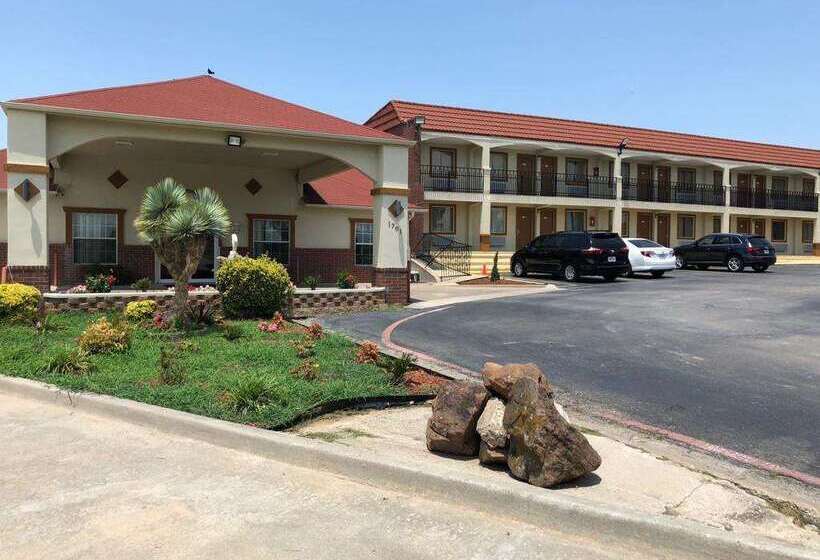 호텔 Days Inn By Wyndham Gainesville