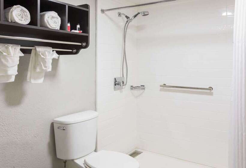 فندق Days Inn By Wyndham Goose Creek
