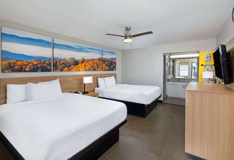 בית מלון כפרי Days Inn By Wyndham Holladay