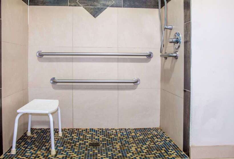 هتل Days Inn By Wyndham Humble/houston Intercontinental Airport