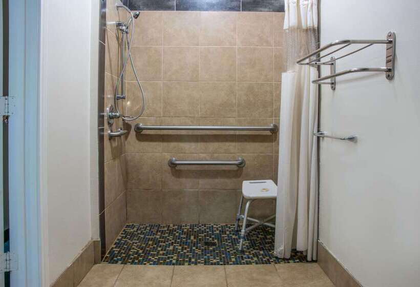هتل Days Inn By Wyndham Humble/houston Intercontinental Airport