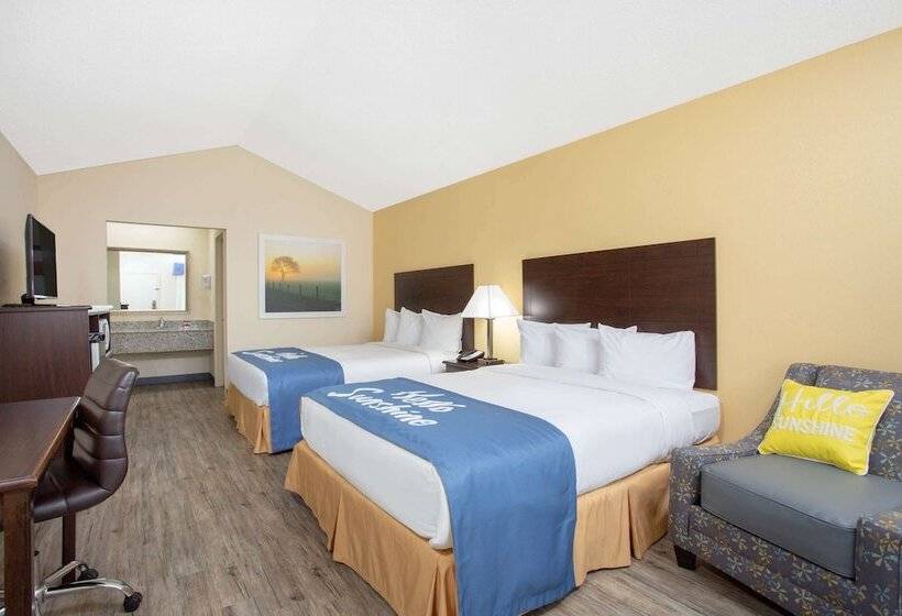 호텔 Days Inn By Wyndham Lake City