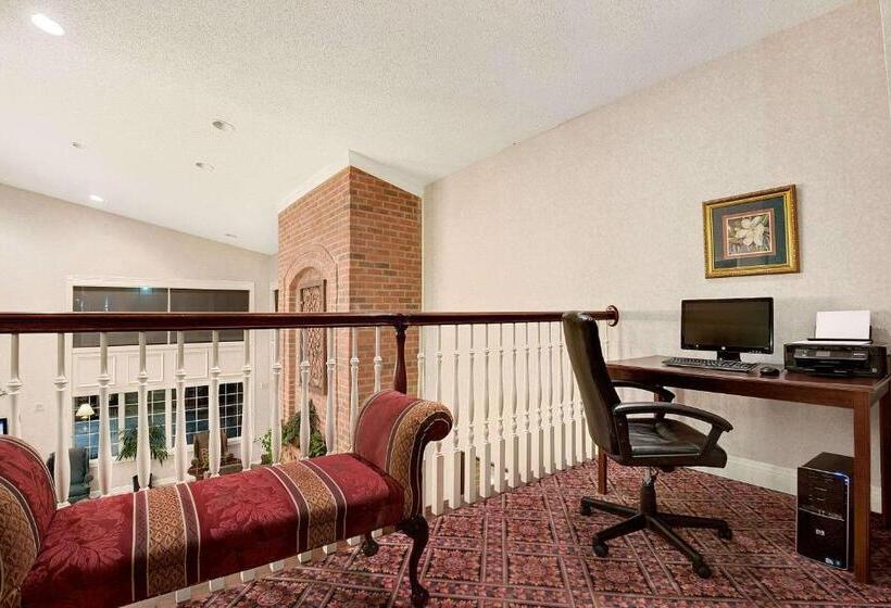 호텔 Days Inn By Wyndham Lisbon