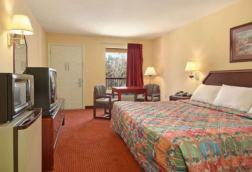 هتل Days Inn By Wyndham Ocean Springs