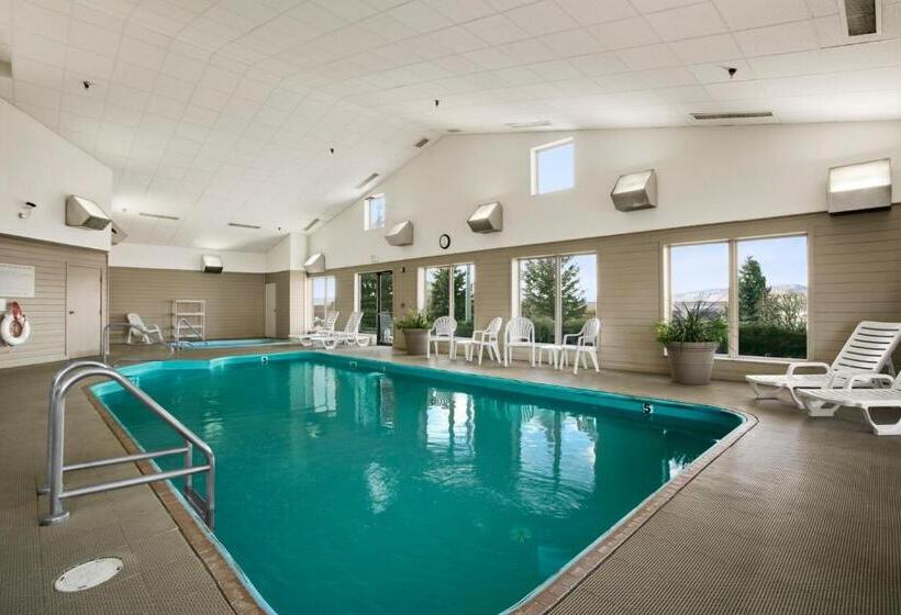 هتل Days Inn By Wyndham Rapid City