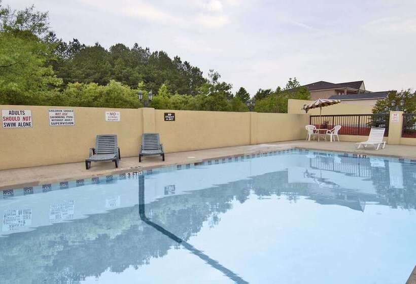 호텔 Days Inn By Wyndham Weldon Roanoke Rapids