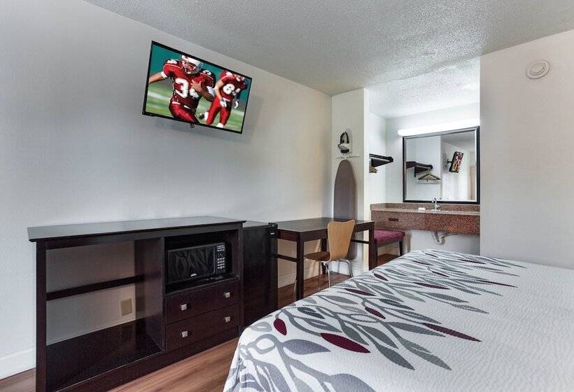 בית מלון כפרי Red Roof Inn Monteagle   I 24