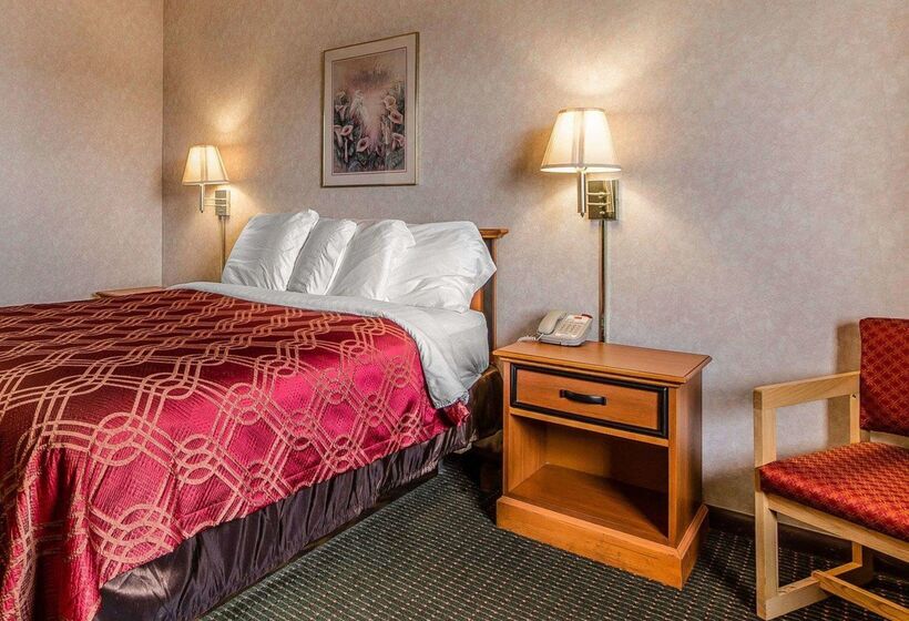 فندق Days Inn By Wyndham Manitowoc