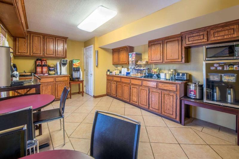 בית מלון כפרי Executive Inn Stillwater